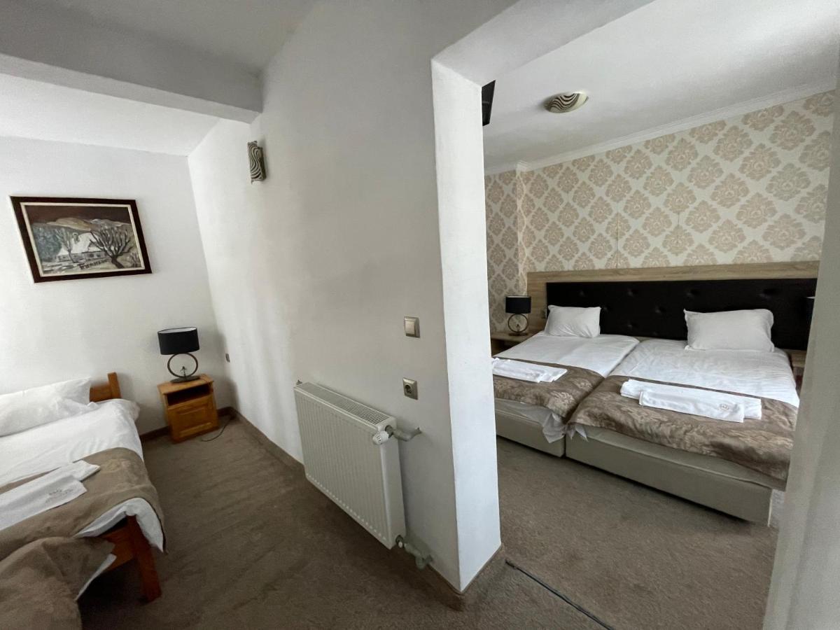 Hotel Merdjan Сырница Экстерьер фото