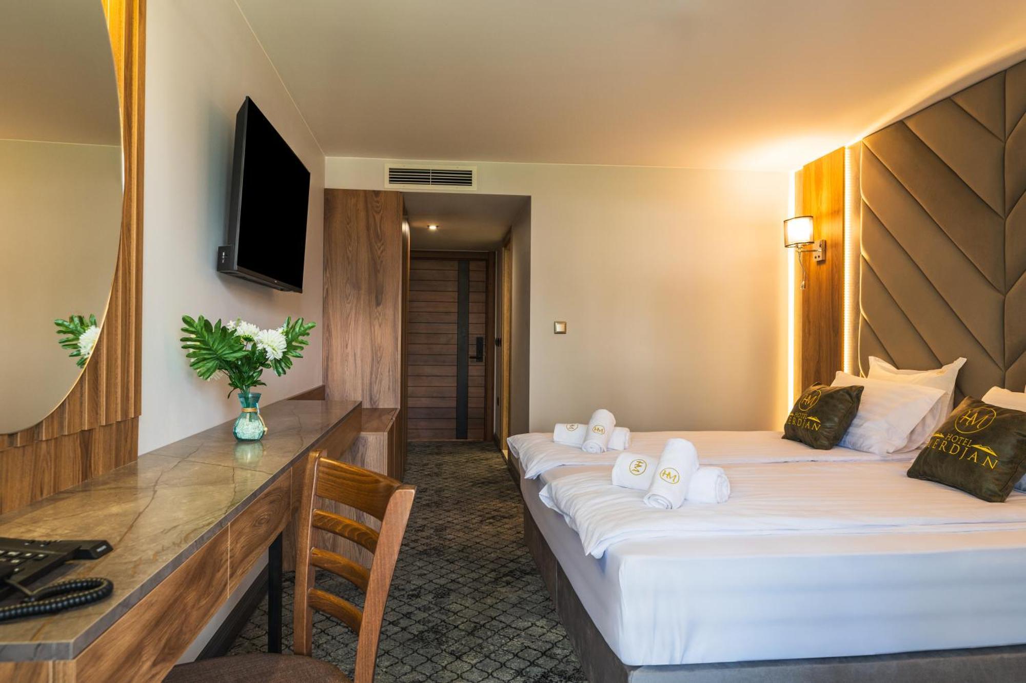 Hotel Merdjan Сырница Экстерьер фото