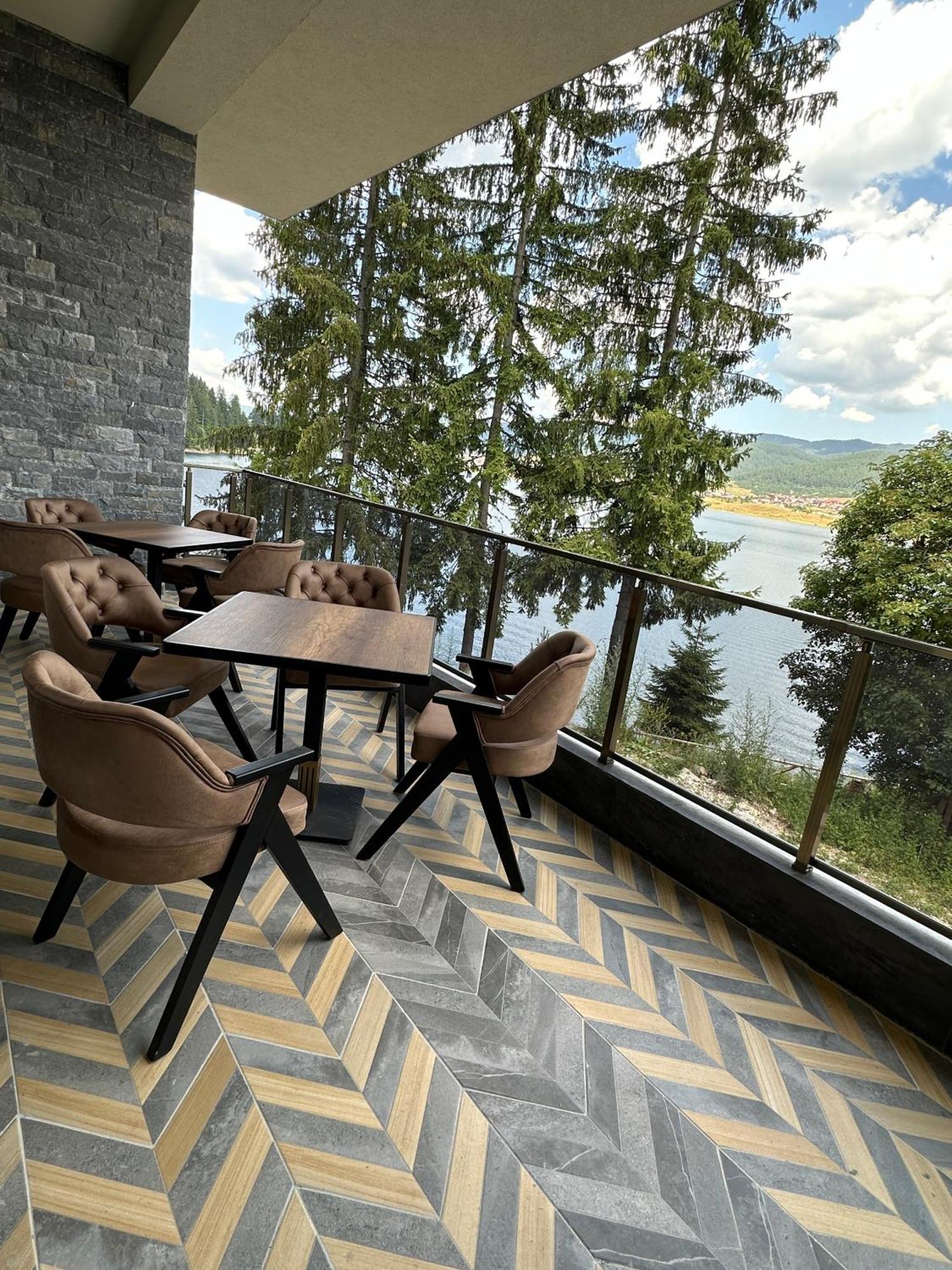 Hotel Merdjan Сырница Экстерьер фото