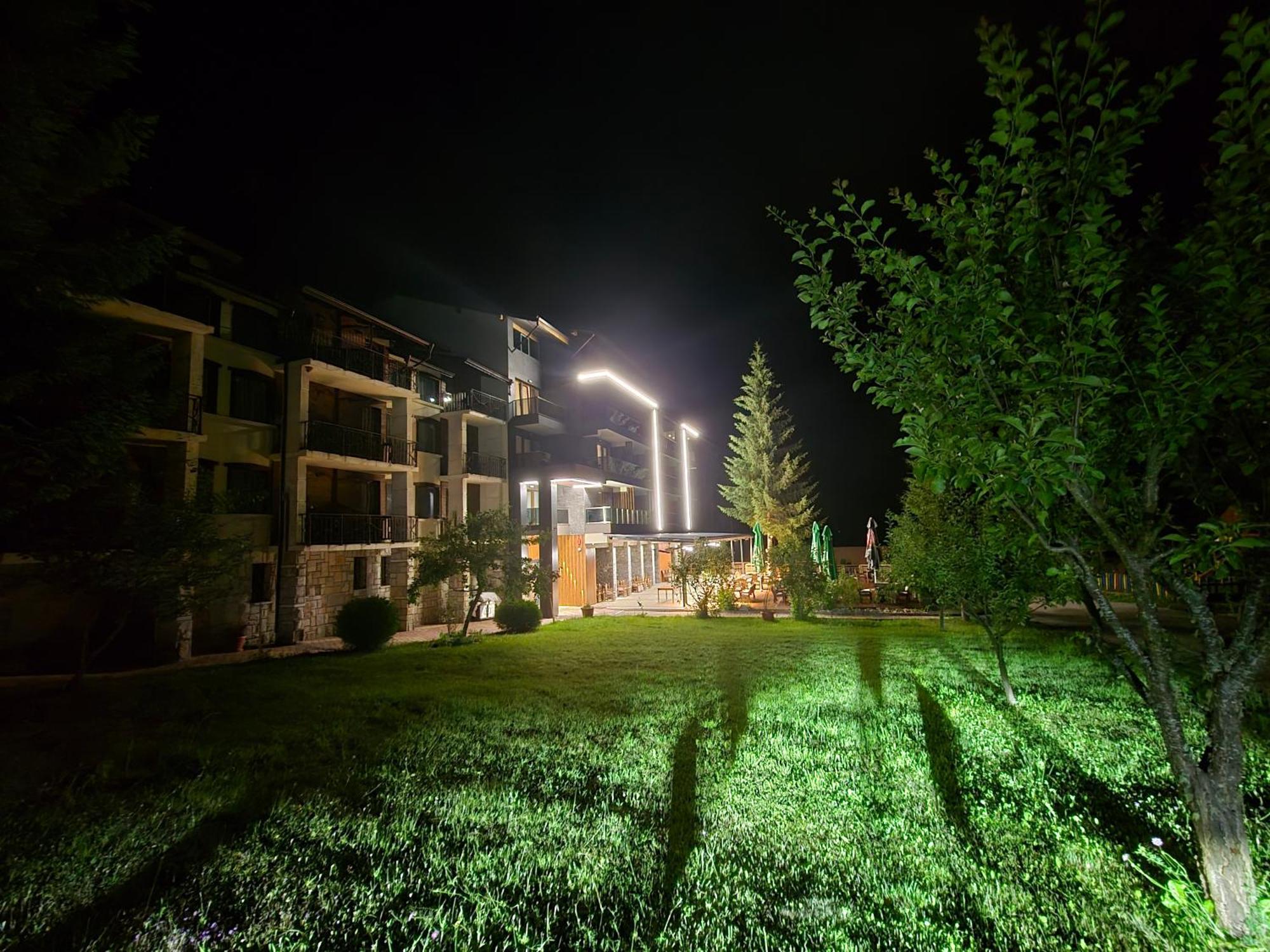 Hotel Merdjan Сырница Экстерьер фото
