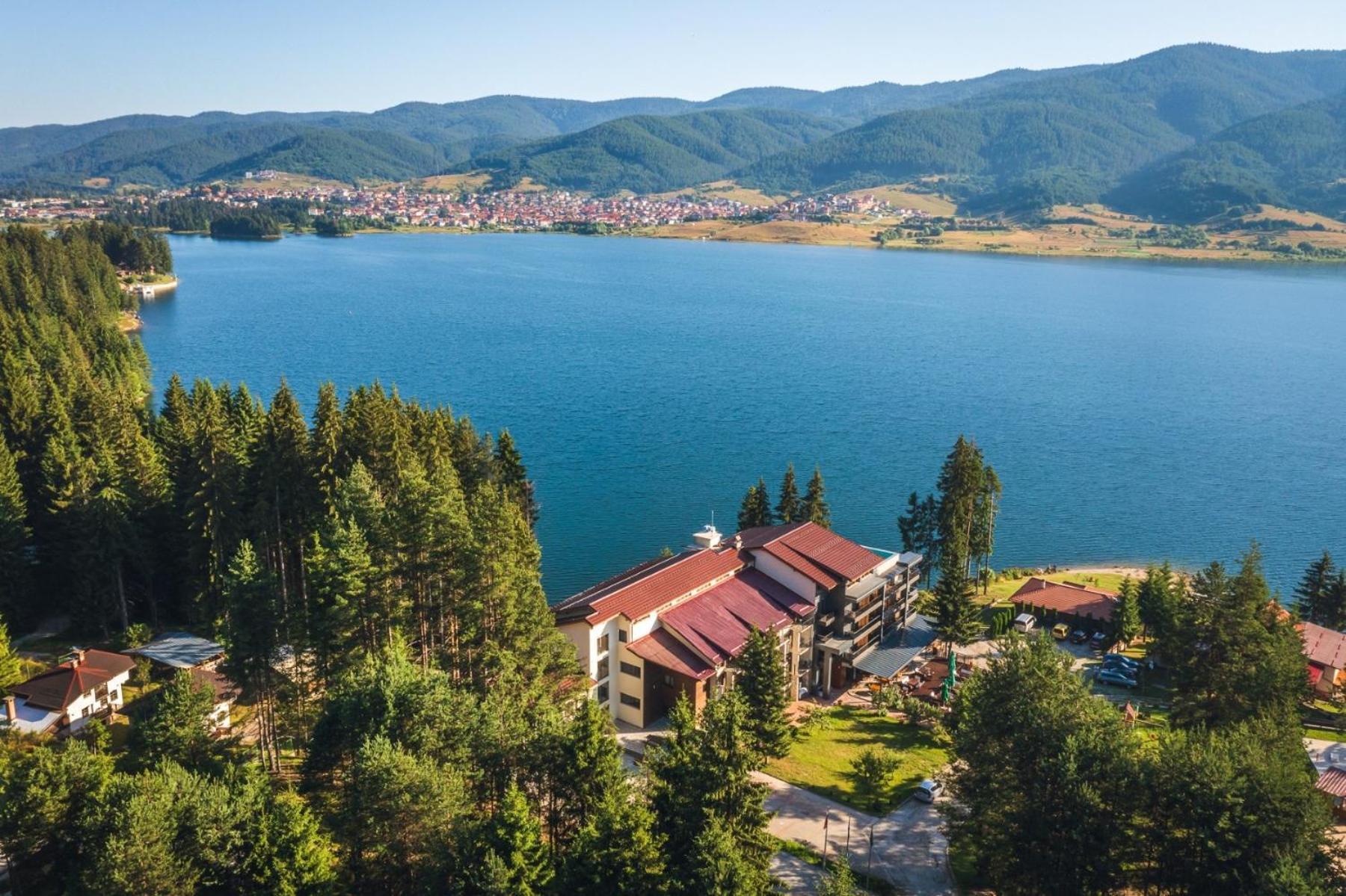 Hotel Merdjan Сырница Экстерьер фото